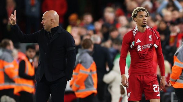 星合证券 利物浦主帅暴怒！怒批埃基蒂克 “愚蠢”，停赛1场的背后影响巨大